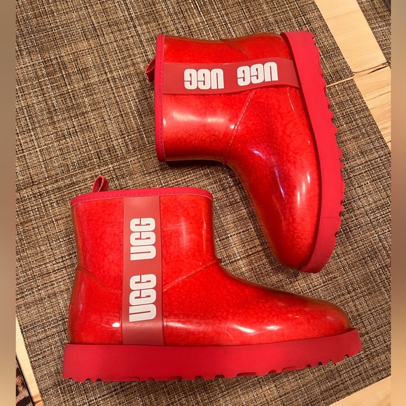 UGG 🤩 Classic Clear Samba Red Boots Size 7 - Picture 7 of 13
